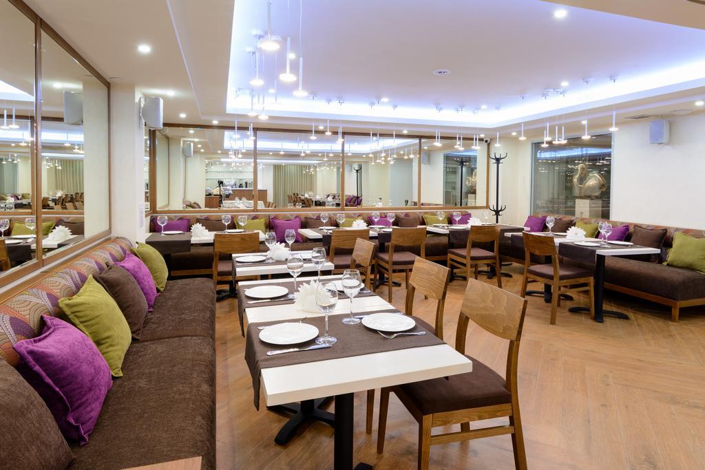 Apart Hotel 92/2 Karaganda Exterior photo