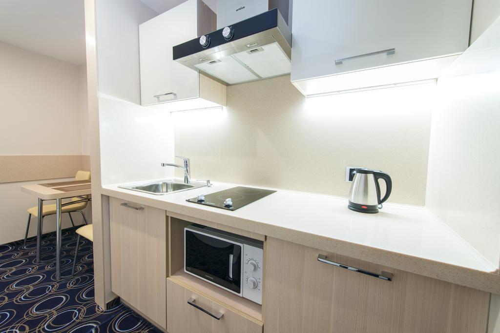 Apart Hotel 92/2 Karaganda Exterior photo